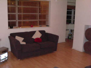 flat_living_room.jpg