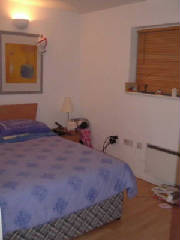 flat_bedroom.jpg