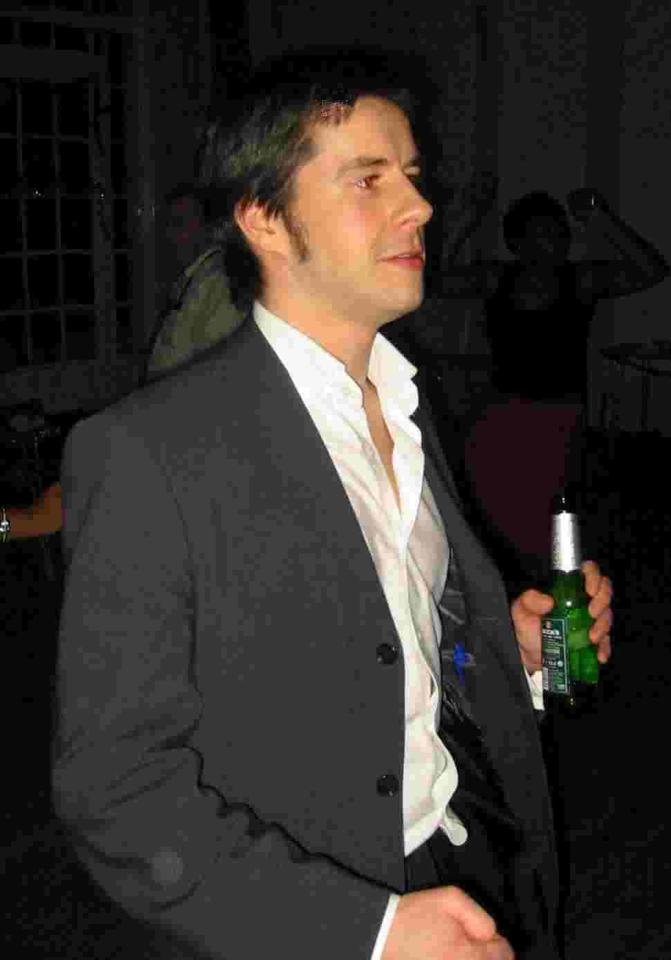 lbh_roger_xmas_party.jpg