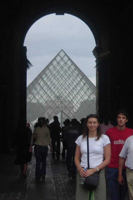 paris_louvre_megan.jpg